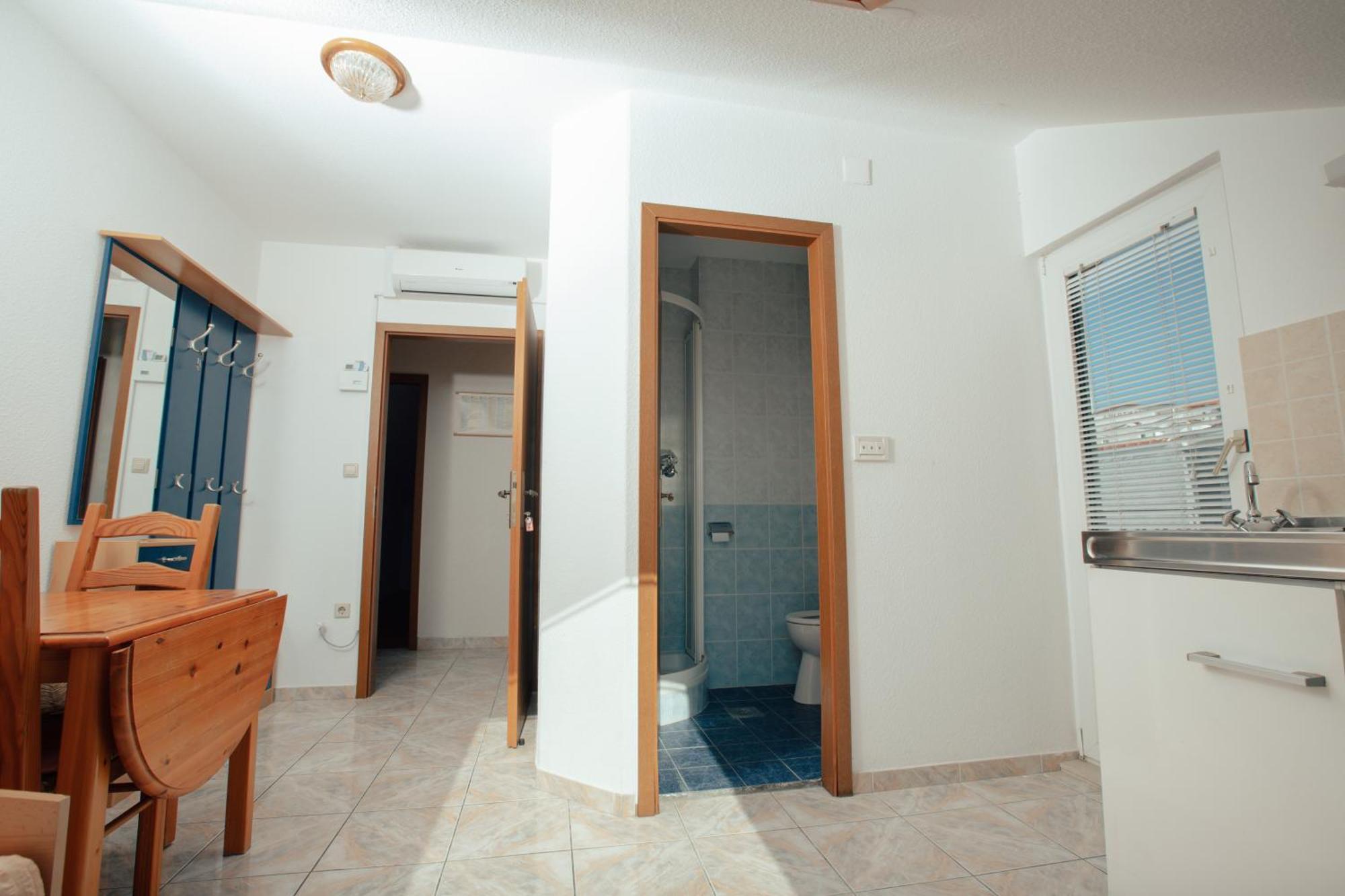 Apartmani Miljak Omis Exterior photo